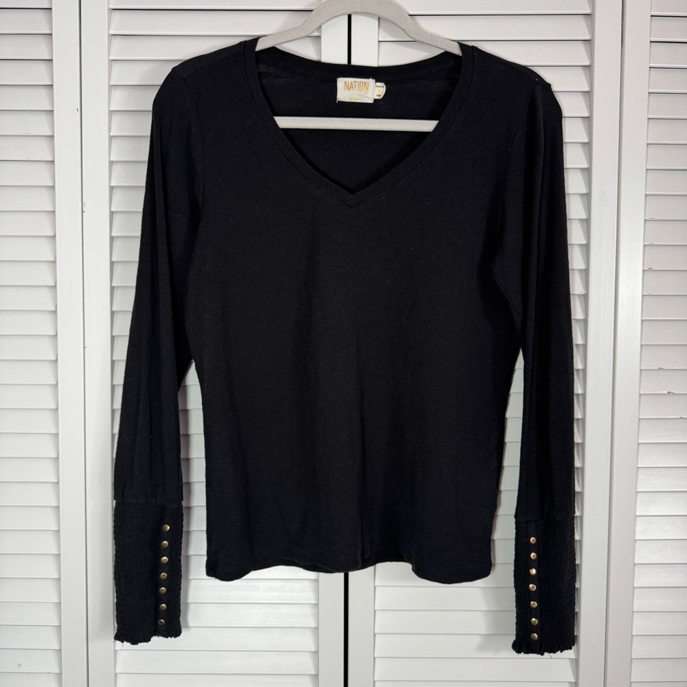 Nation LTD Smock Cuff Long Sleeve Tee V-neck Black Top Size Medium